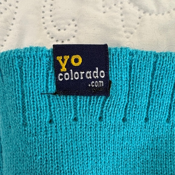 Yo Colorado Striped Winter Beanie Hat (Unisex) - Picture 4 of 6